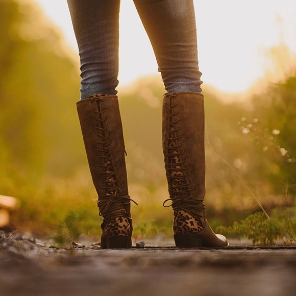 kissmychic Shoes - Leopard Print - Riding Boots